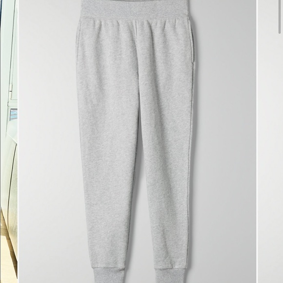 Aritzia joggers - Picture 4 of 4